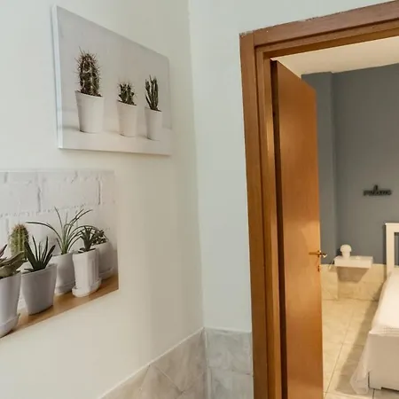 Πανεπιστήμιο - Έκθεση- Τούρκικο Προξενείο *