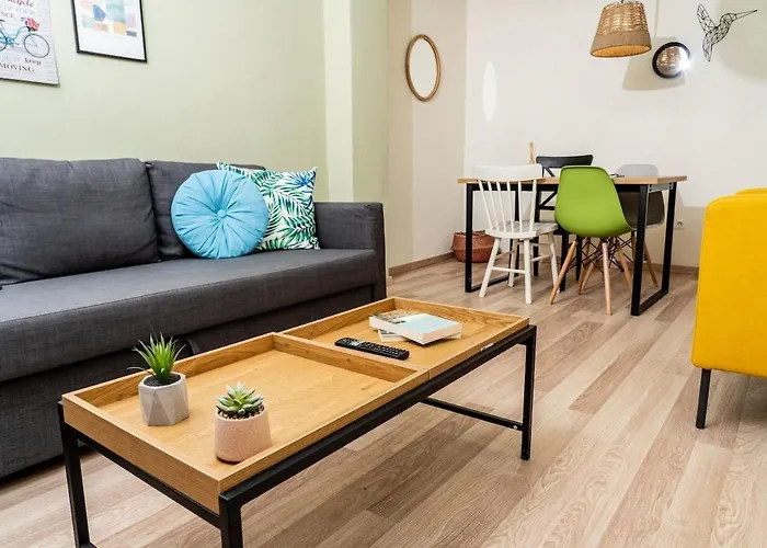 Πανεπιστήμιο - Έκθεση- Τούρκικο Προξενείο